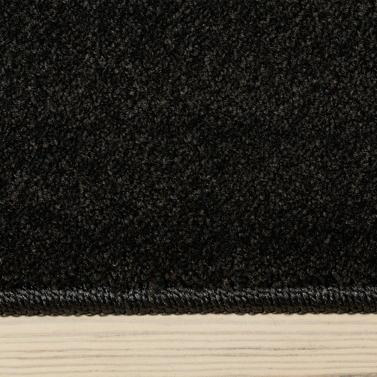 The Classic Rug Charcoal