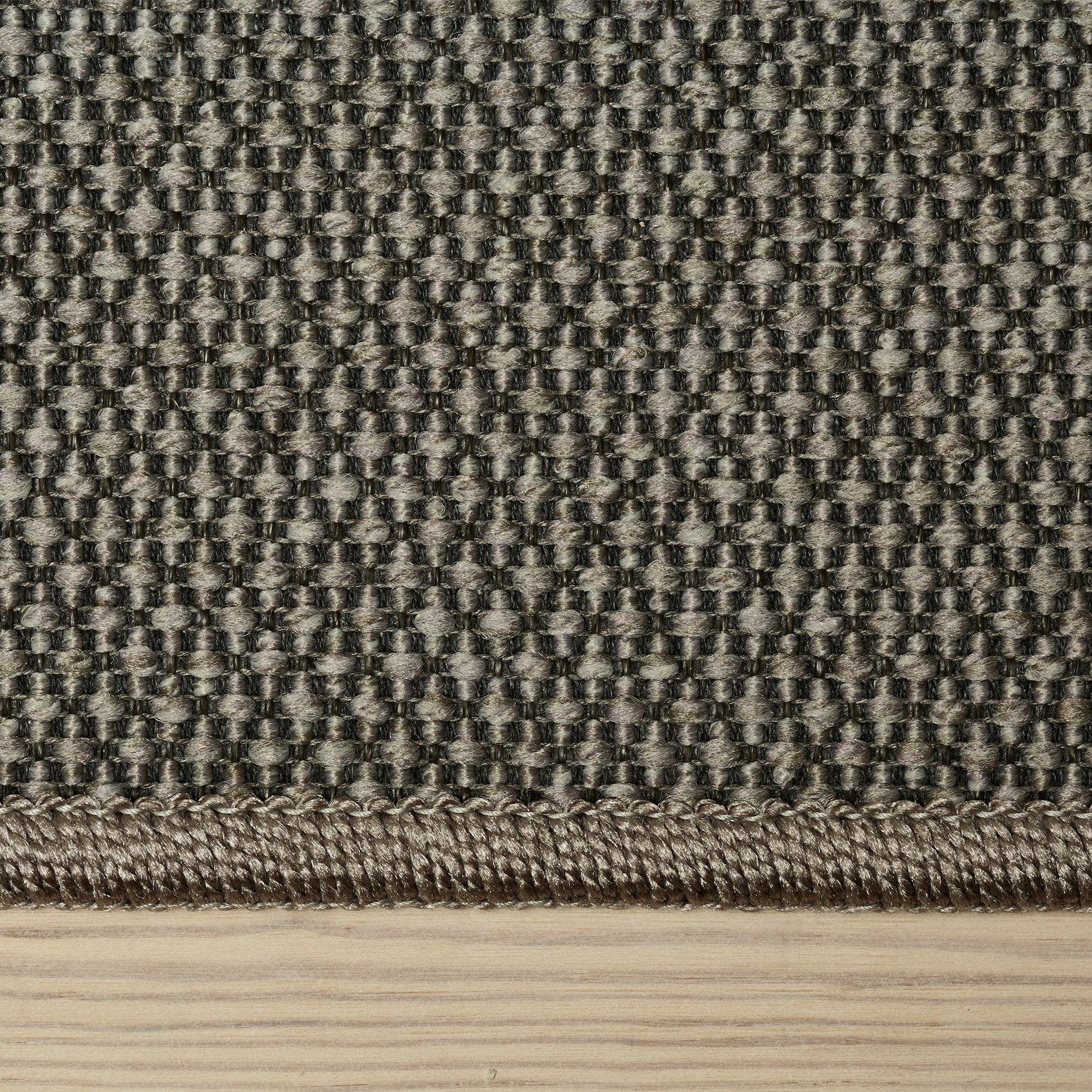 The Solid Rug Light Grey